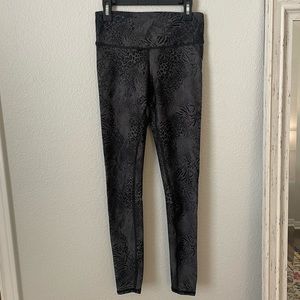 Animal print leggings